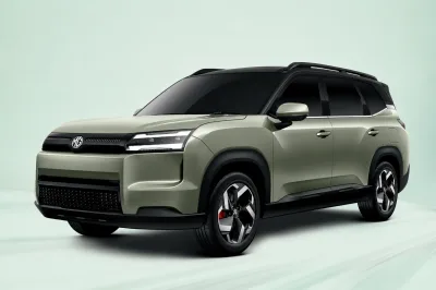 MG Motors launches the Hector Tomahawk EV in EV & PHEV versions | Prices starting from Rs 13.99 Lakh  Featured Image