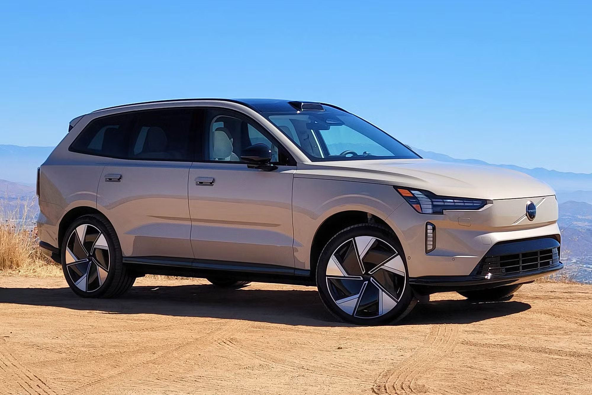 Volvo EX90 Drive Review | 627KM Range, LiDAR Safety & 800V Tech 