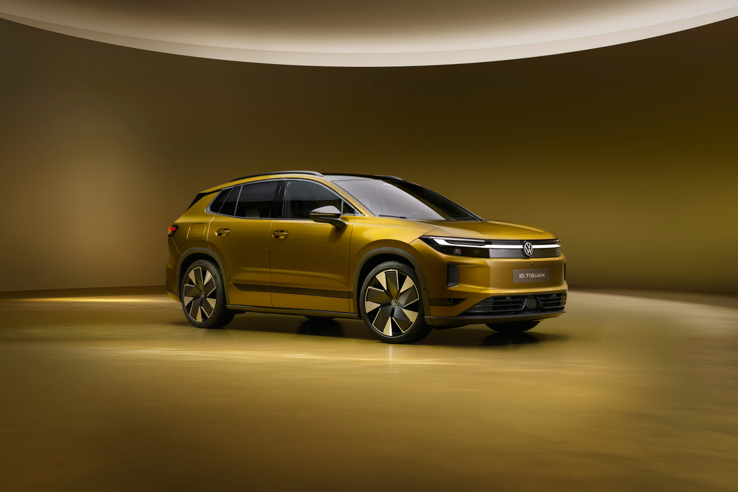 2027 VW ID.Tiguan EV Revealed: Range, Specs & World Premiere