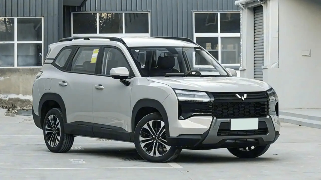 The MG Hector Hawk EV is set to debut ahead of the PHEV model.