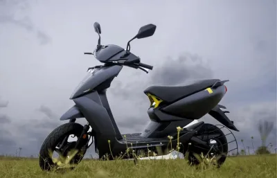 Ather 450S has been introduced at Rs 1.45 Lakh, featuring a larger battery and substantial Range of 161 Km. Featured Image