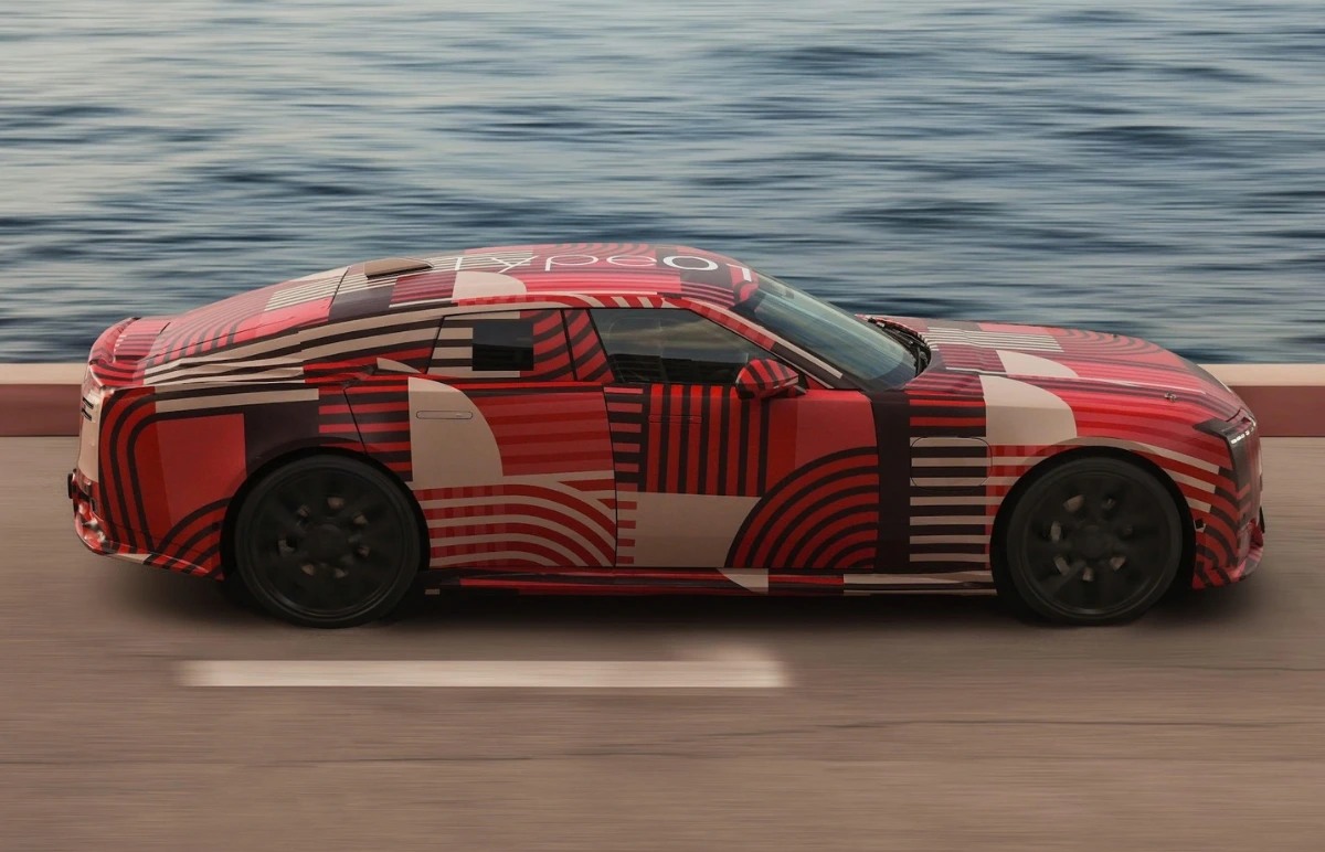 Jaguar Type 01 Unveiled: New Electric GT Packs 1,030 PS and 450-Mile Range