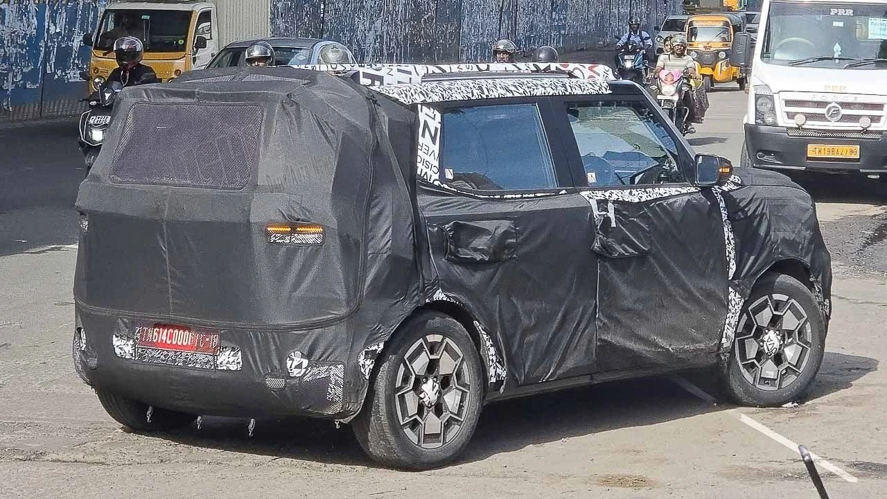 Upcoming Hyundai Electric SUV Spied in Chennai: Range, Specs & Tata Punch EV Rival