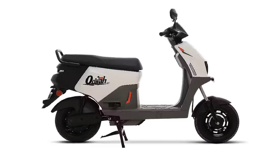 BGauss Oowah electric scooter launched at Rs 1,22,990 | To come with a removable battery & 145 Km of range.